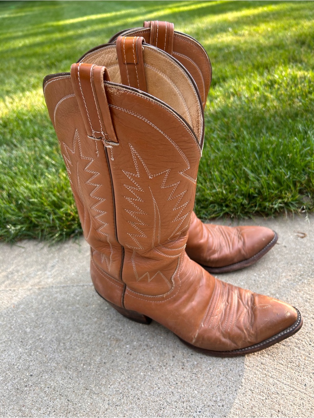 Vintage Cowboy Boots Hondo Mens Size 10.5 D Brown Worn Western Country Work Wear